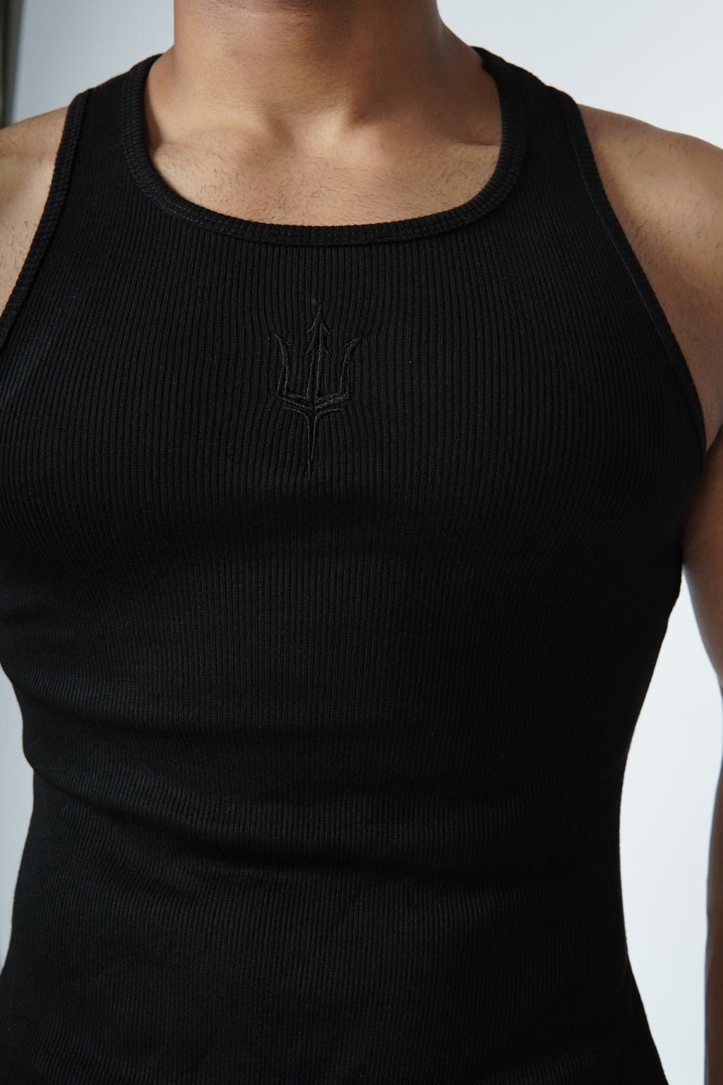 Trydent Signature Vest - Black